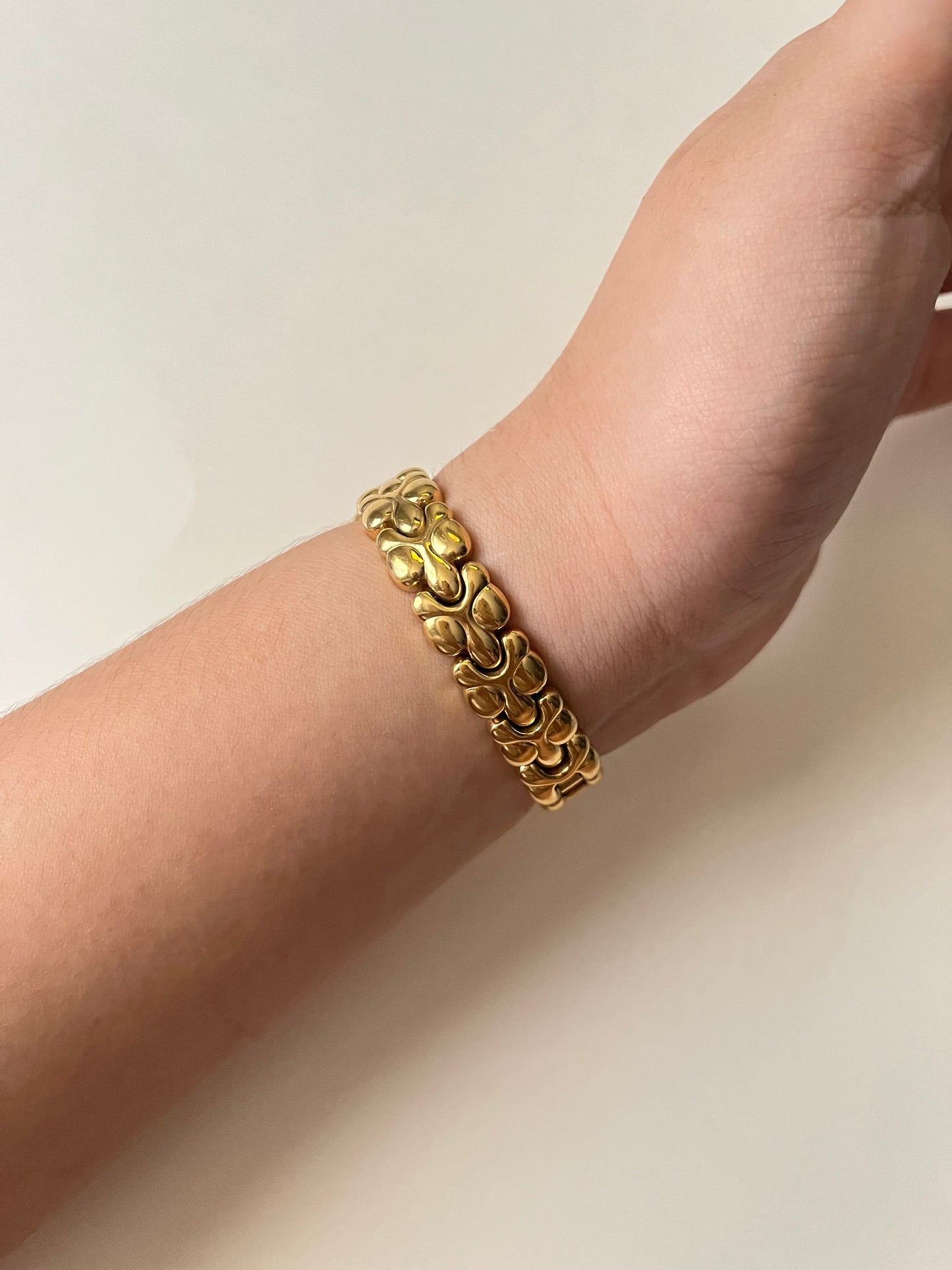 Extremely Rare Gold Tone Seiko Watch with Gorgeous Deep Red Dial