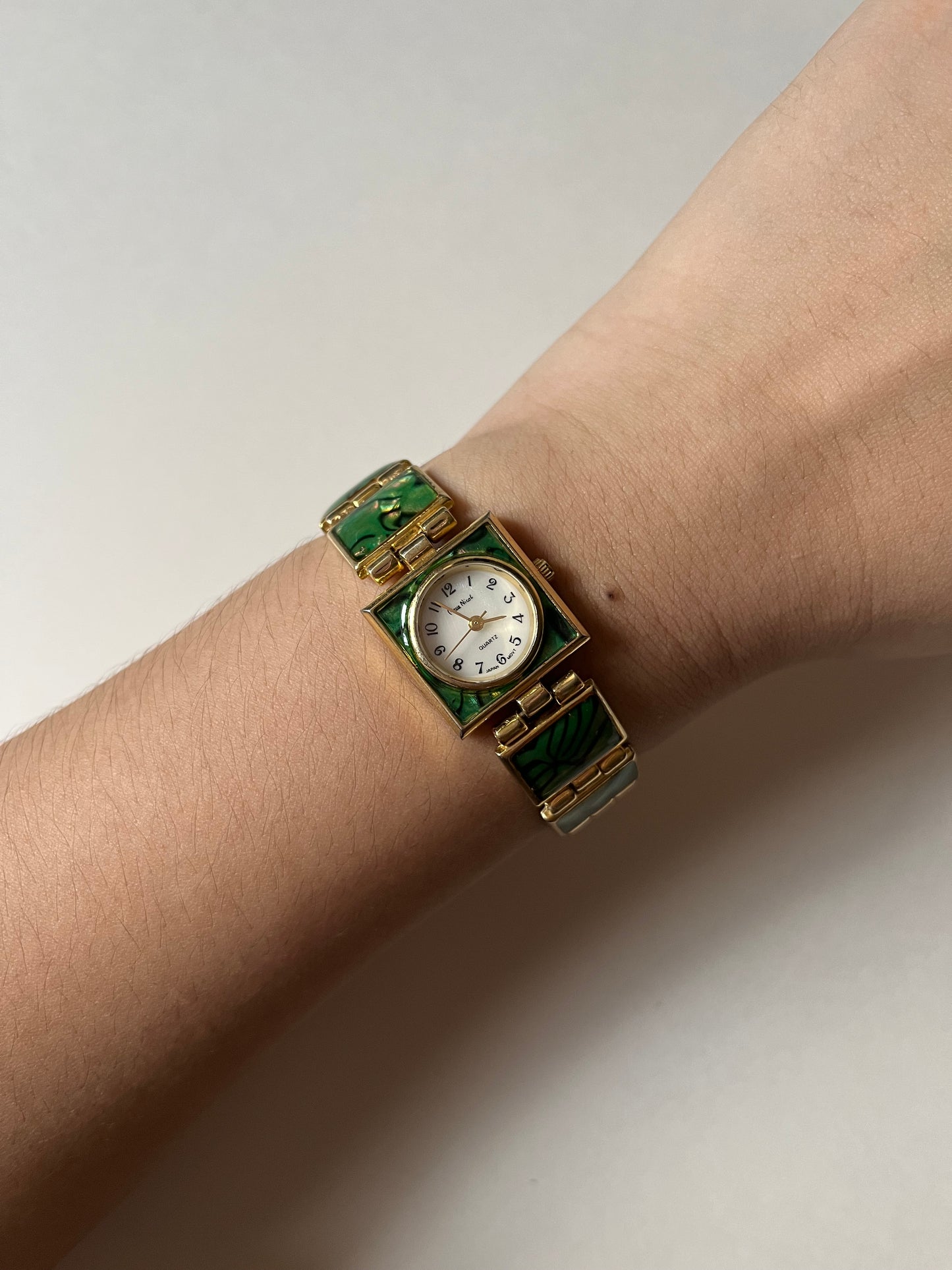 Vintage Gold Tone Watch with Abalone-Like Accented Band