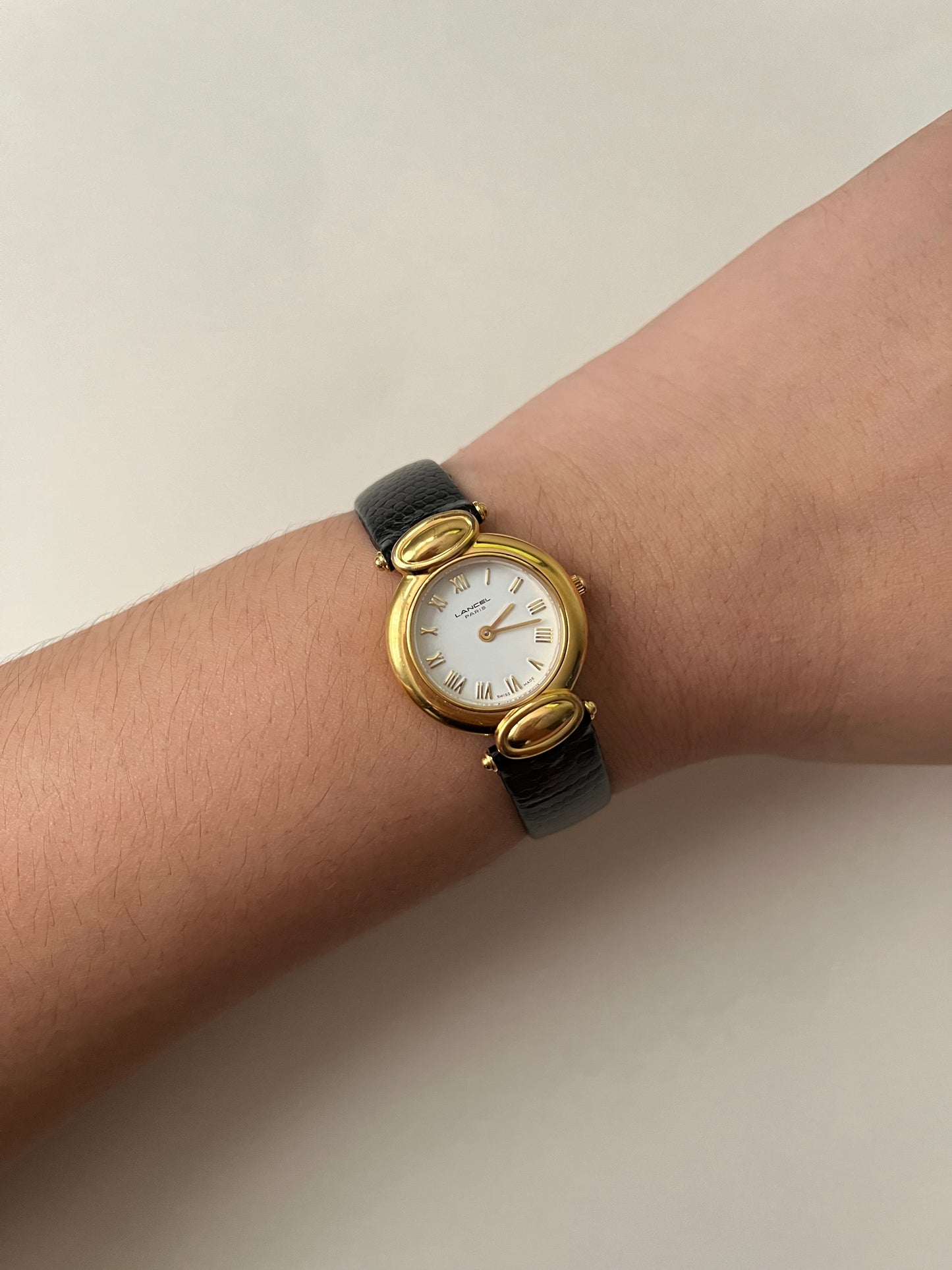 Beautiful Gold Tone Swiss Watch with Interchangeable Leather Straps