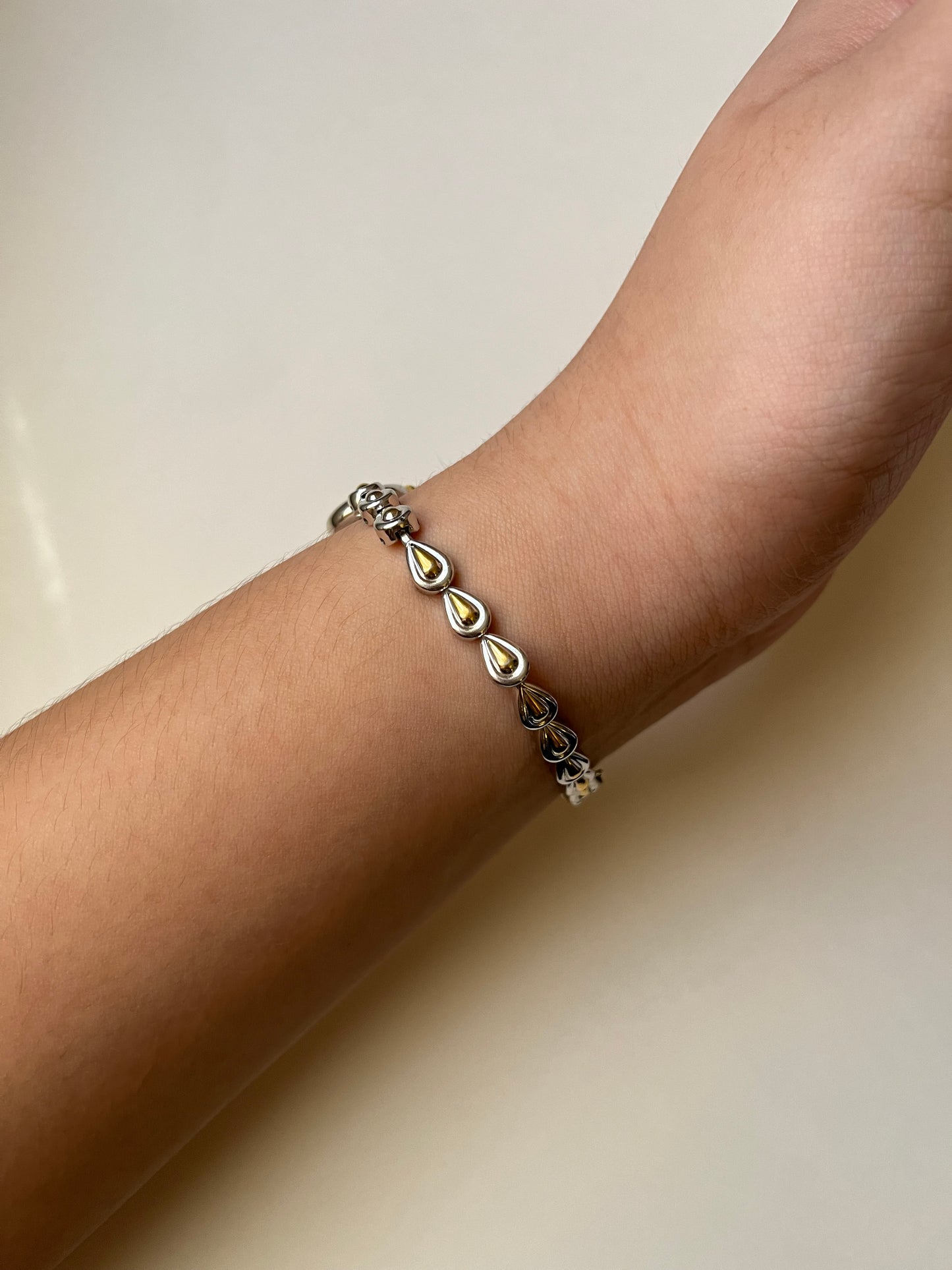 Very Dainty Two Toned Seiko Watch with Pear Shaped Links