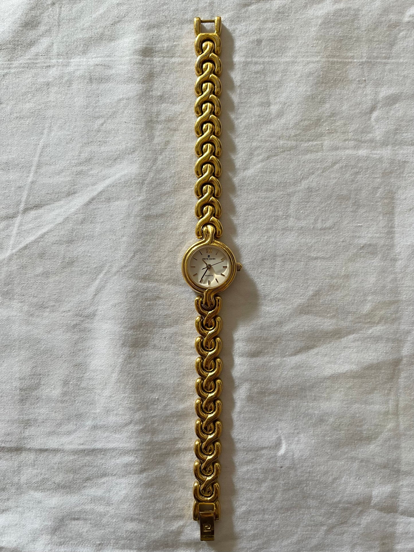 Gold Tone Watch with Round Dial