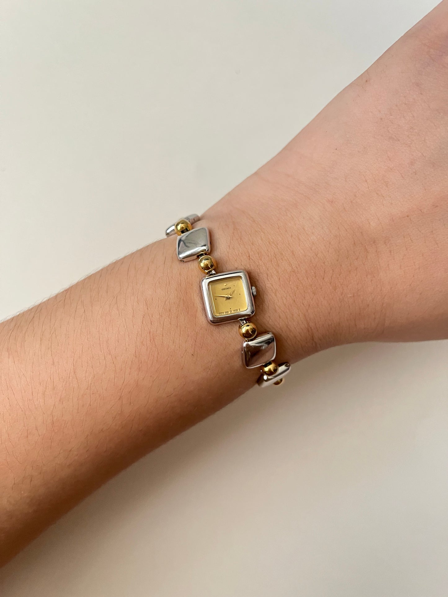 Extremely Unique Two Toned Vintage Geometric Style Seiko Watch