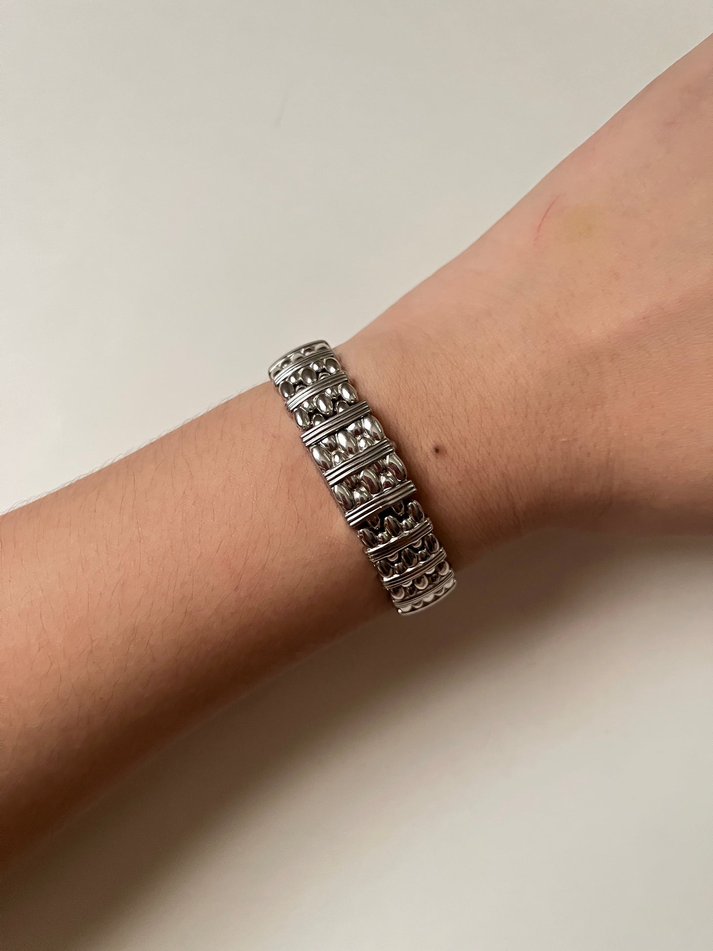 Extremely Rare Vintage Silver Tone Citizen Peekaboo Watch
