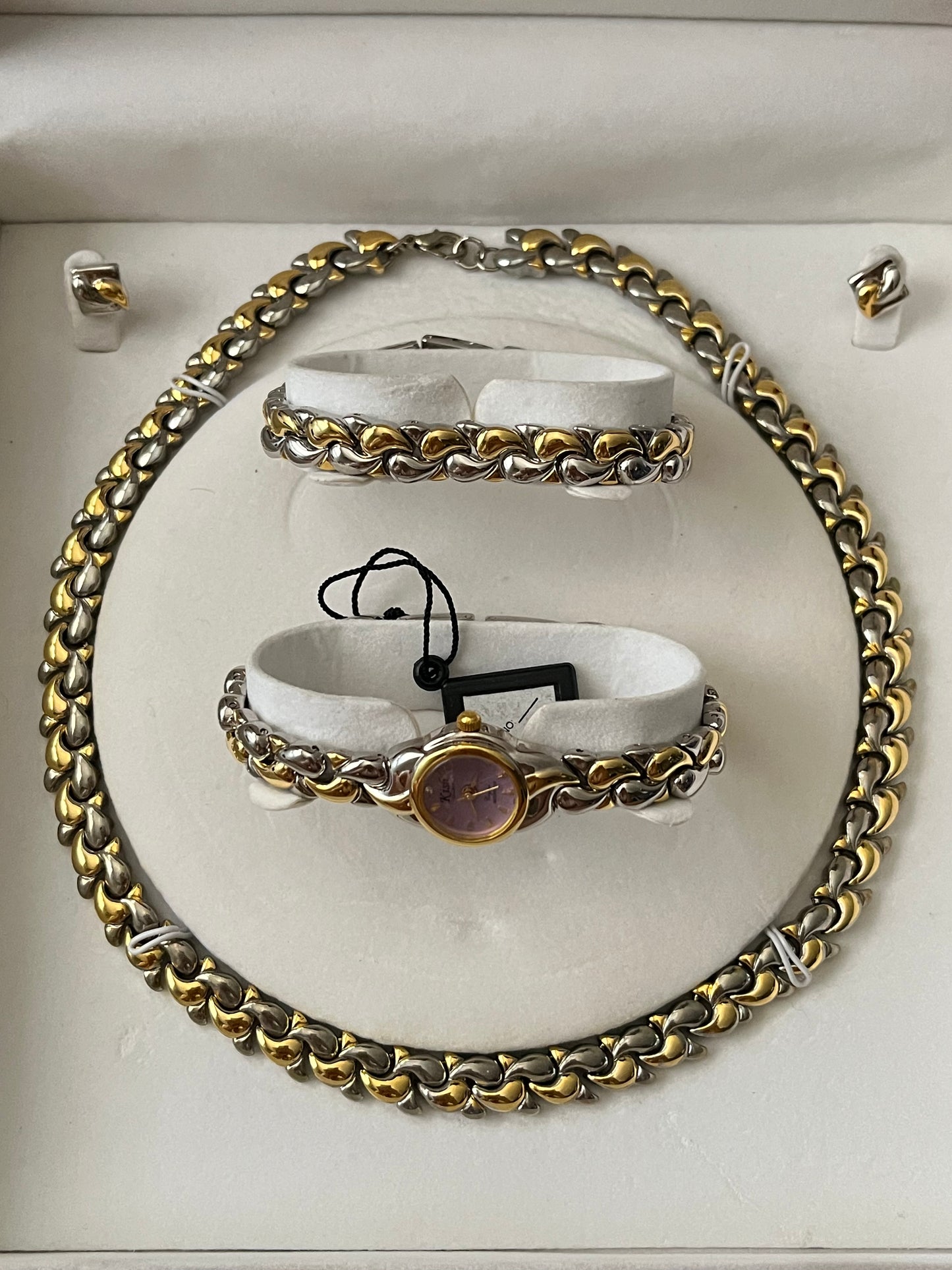 Astonishing Two Toned Watch and Jewelry Set