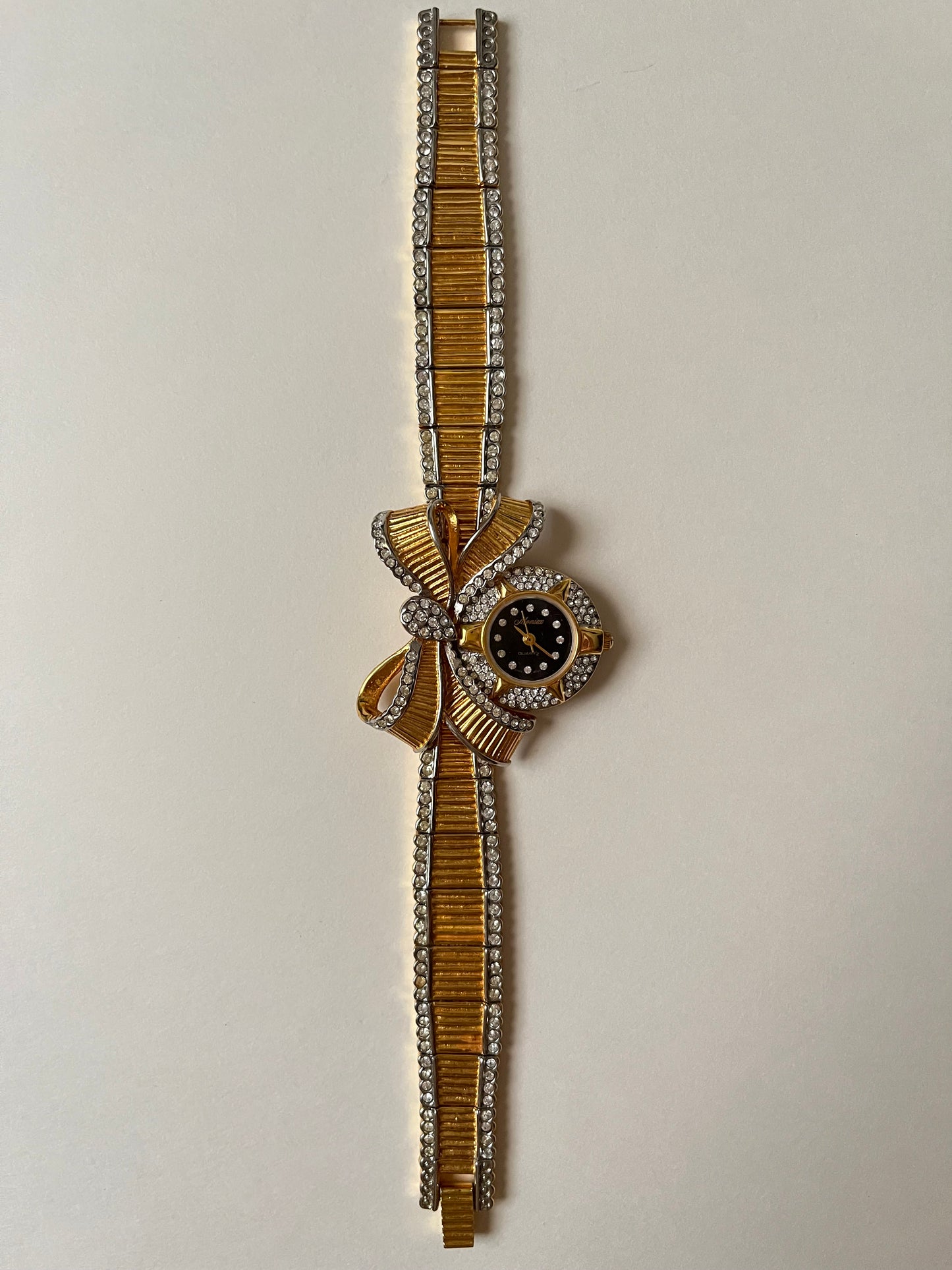 Absolutely Breathtaking Vintage Gold Tone Watch with Statement Bow Design