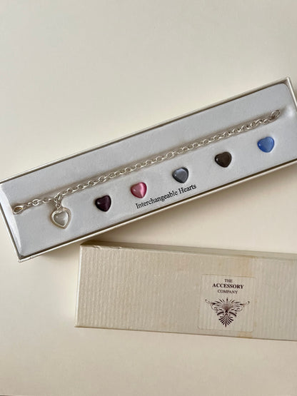 Adorable Vintage Silver Tone Bracelet with Interchangeable Heart Charm