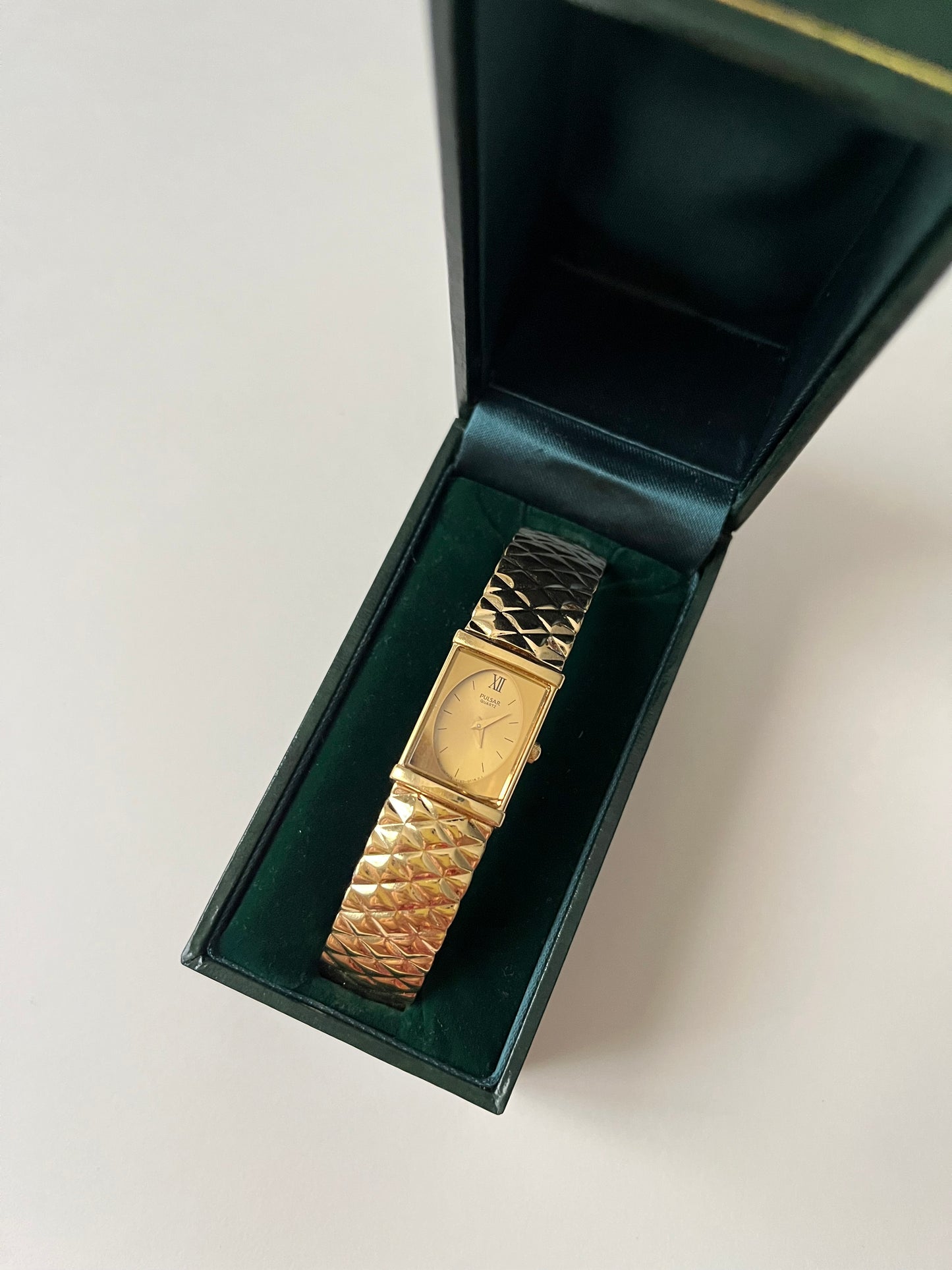 Very Stunning All Gold Tone Pulsar Watch with Oval Dial